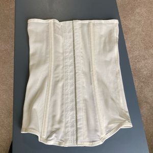 SKIMS off white waist trainer